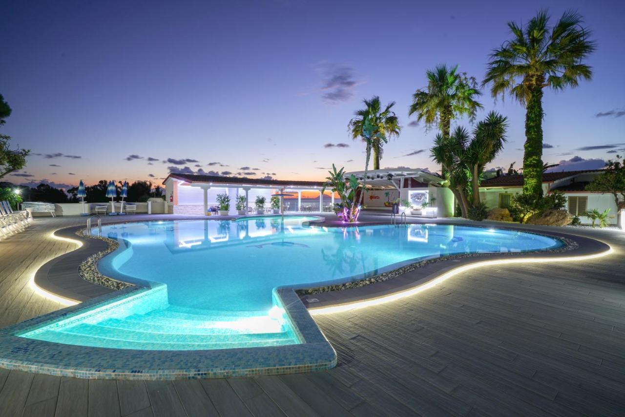 Hotel Residence Le Playe Santa Domenica Talao Exterior foto